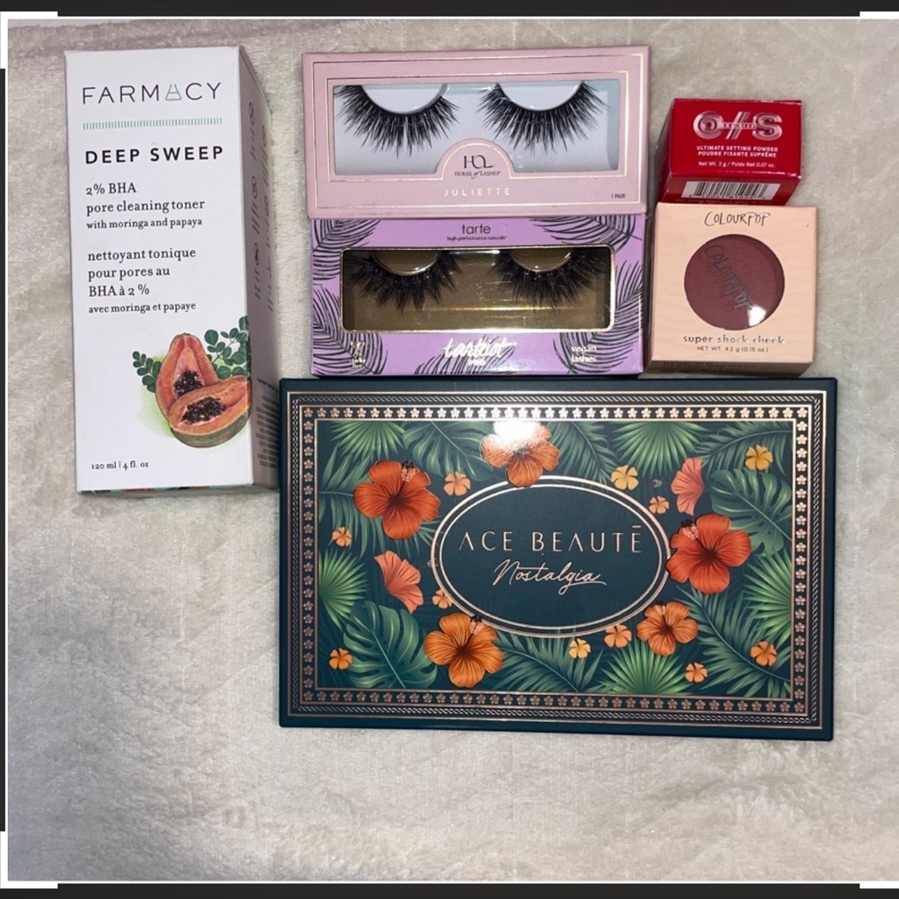 Makeup bundle